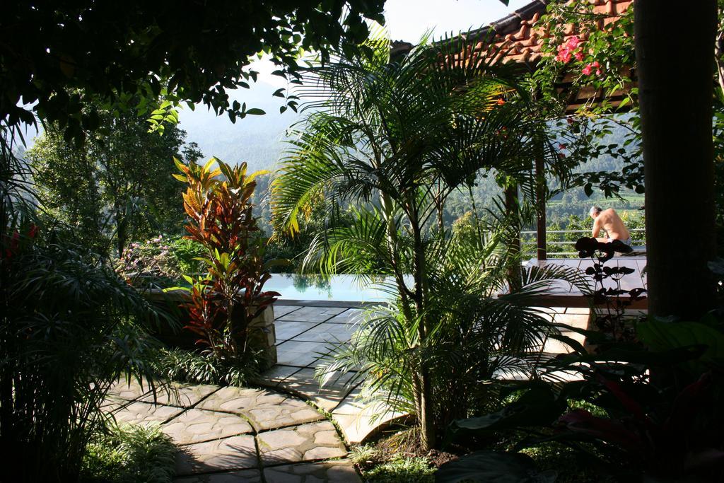 Puri Alam Bali 호텔 문덕 외부 사진